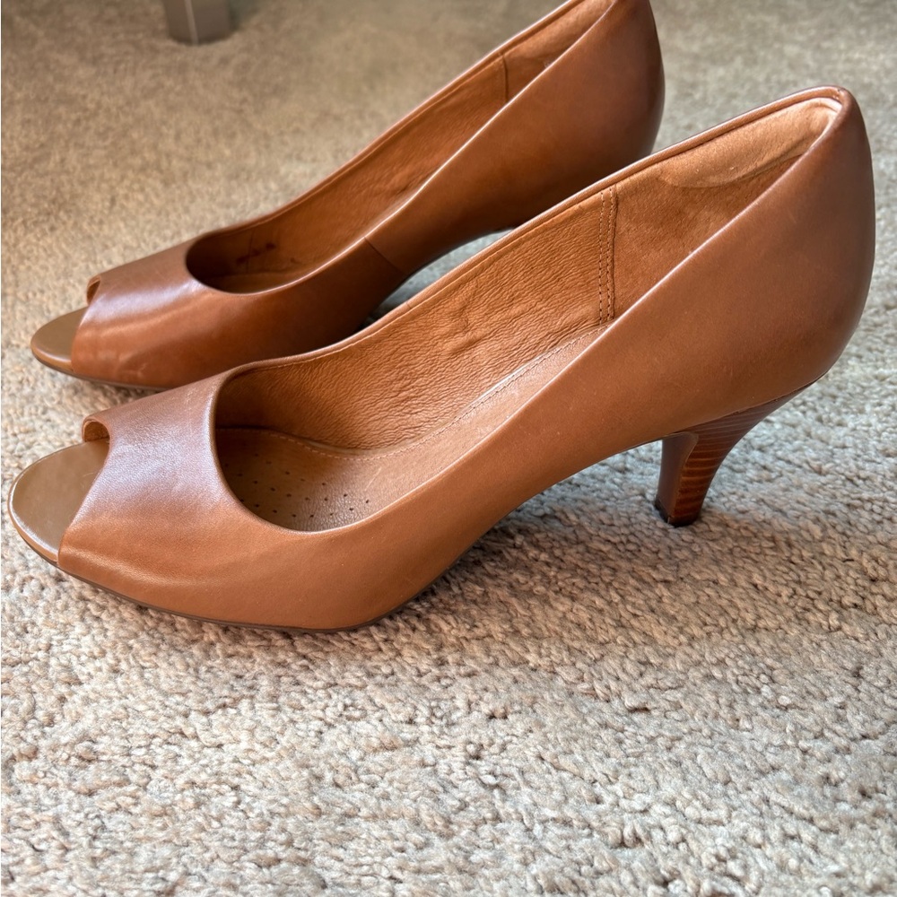 Clarks Tan Leather Peep-Toe Heels